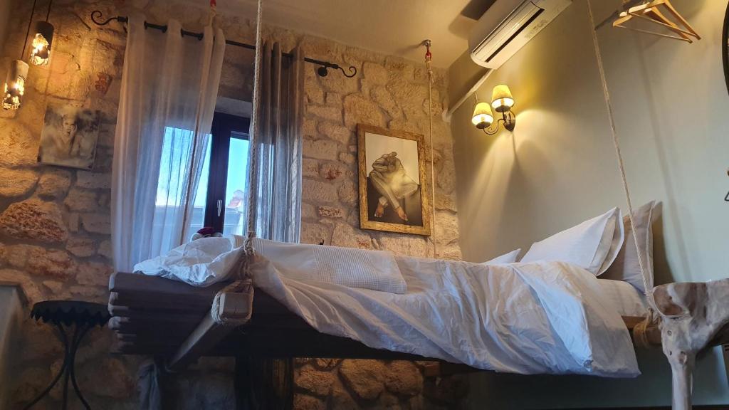 Luxurious Stone House in Elani room 2