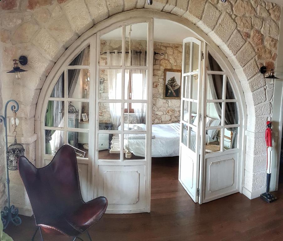 Luxurious Stone House in Elani room 5